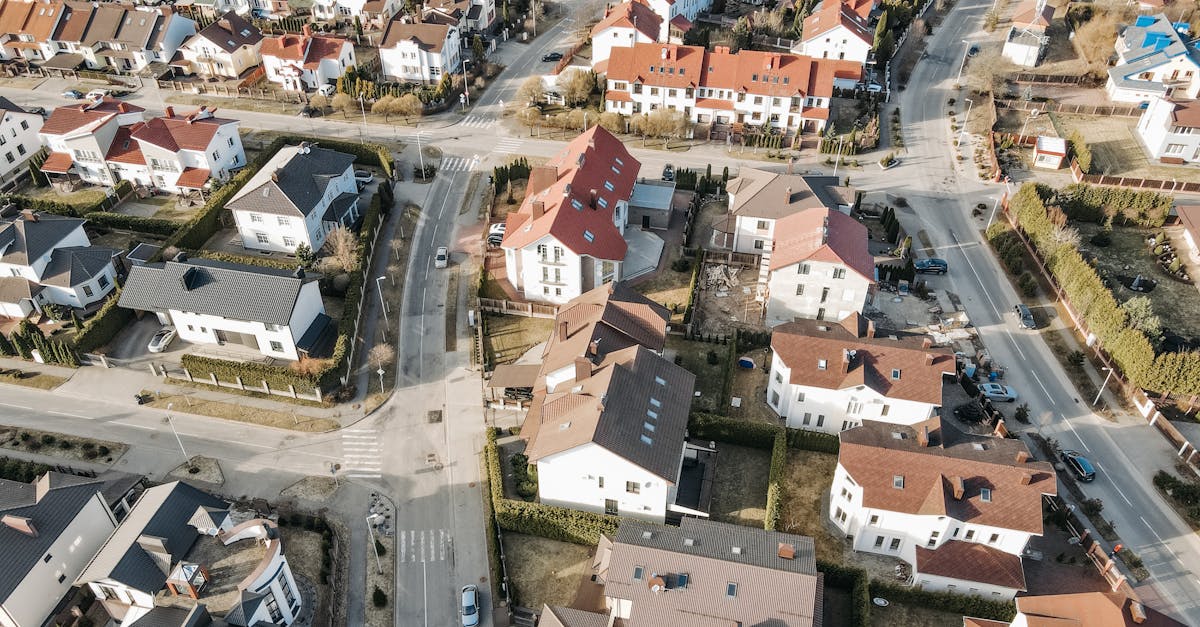découvrez tout sur la subdivision : définition, enjeux, et processus d'aménagement. apprenez comment la subdivision transforme des terrains pour de nouveaux projets résidentiels ou commerciaux.