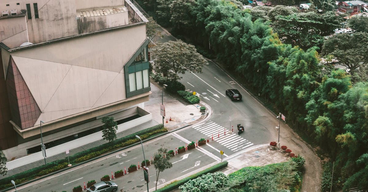 découvrez l'urbanisme, une discipline essentielle qui façonne nos villes, optimise l'espace urbain et améliore la qualité de vie des citoyens. explorez les enjeux contemporains, les stratégies de développement durable et les innovations qui transforment nos environnements urbains.