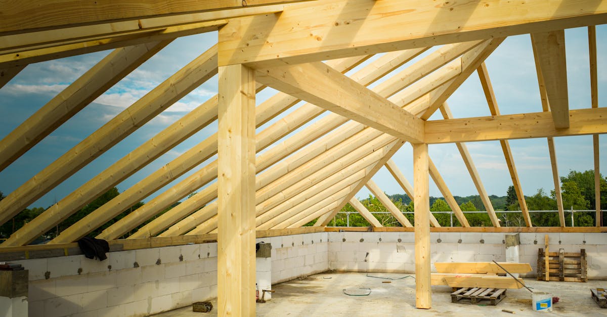 transformez votre maison avec une rénovation de toiture de qualité supérieure. notre équipe d'experts en couverture offre des solutions durables et esthétiques pour protéger votre habitat tout en améliorant son apparence. obtenez un devis gratuit dès aujourd'hui !