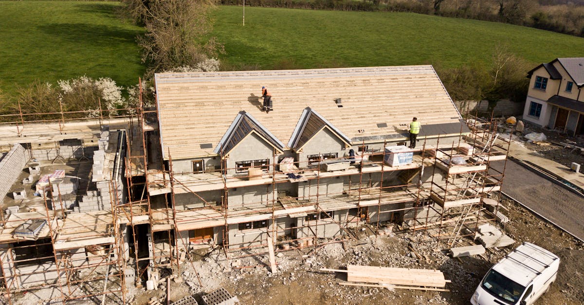 découvrez nos solutions de rénovation de toiture, alliant qualité et durabilité. transformez votre maison avec nos services professionnels pour une protection optimale et une esthétique améliorée. contactez-nous dès aujourd'hui pour un devis personnalisé !