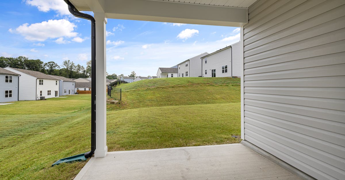 découvrez ce que signifie le terme 'subdivision', comment il est utilisé dans divers domaines et quelles sont ses implications pour l’organisation et la classification des éléments.