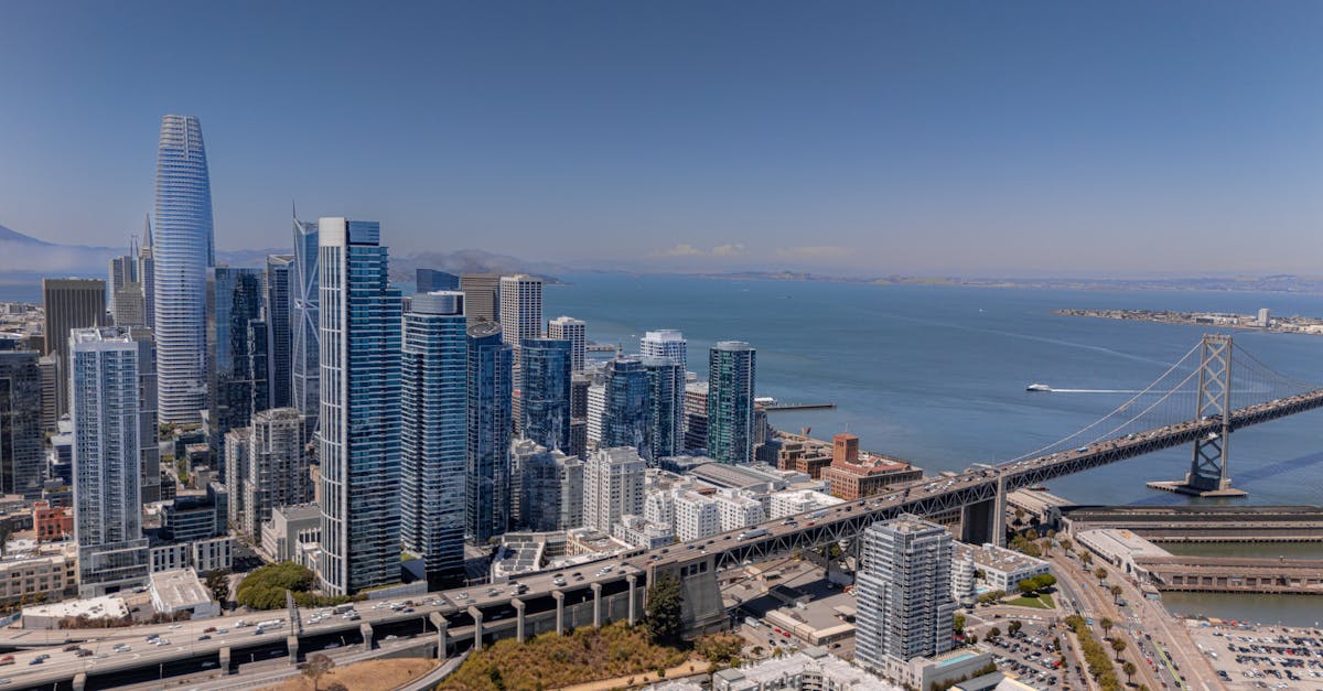découvrez l'urbanisme, une discipline essentielle qui façonne nos villes et nos espaces de vie. explorez les stratégies de planification urbaine innovantes visant à améliorer la durabilité, l'accessibilité et le bien-être des citoyens, tout en respectant l'environnement.