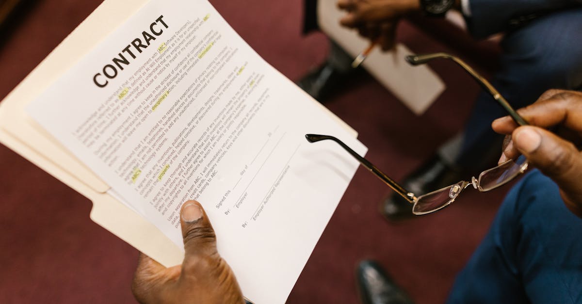 découvrez ce que sont les obligations contractuelles, leur importance dans les contrats, ainsi que les droits et responsabilités des parties pour assurer le respect des engagements juridiques.