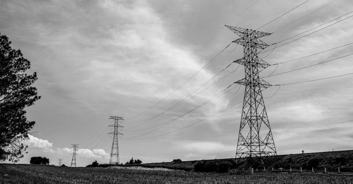 découvrez comment établir un budget efficace pour la conformité aux normes électriques. guide pratique pour optimiser vos dépenses tout en respectant les standards de sécurité électrique.