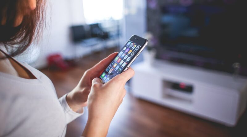 découvrez les avantages de la domotique : solutions innovantes pour automatiser votre maison, améliorer votre confort, votre sécurité et réaliser des économies d'énergie.