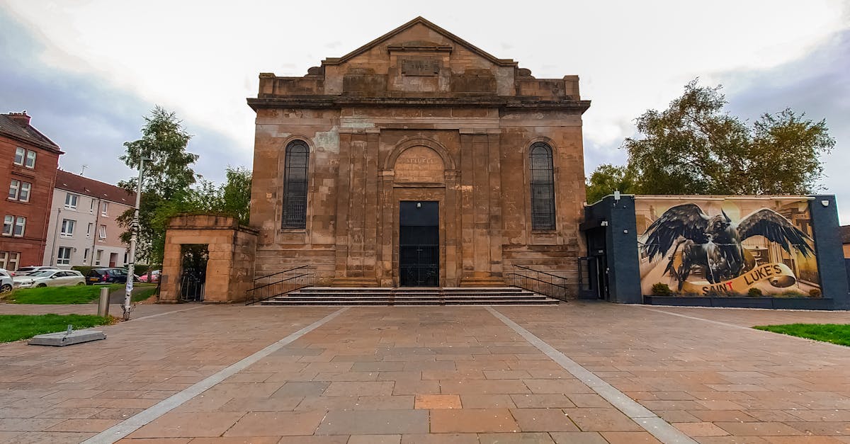 découvrez les avantages de la self-construction : conseils, astuces et étapes clés pour réussir votre projet de maison ou bâtiment à construire soi-même. apprenez à planifier, budgéter et réaliser votre rêve de construction autonome.