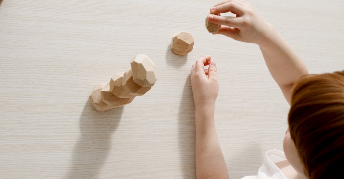 découvrez les principaux labels de construction durable, leurs critères et avantages pour concevoir des bâtiments respectueux de l'environnement et économes en énergie.