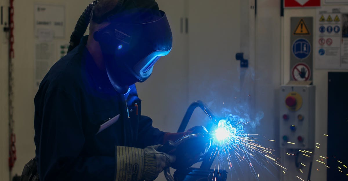 découvrez le fonctionnement, les avantages et l'efficacité énergétique des pompes à chaleur pour chauffer et climatiser votre maison tout en réalisant des économies d'énergie.