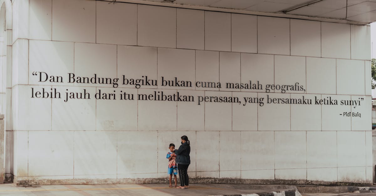 découvrez tout ce qu'il faut savoir sur le concept de quotation : définition, usages, exemples et bonne pratique pour comprendre et utiliser les citations efficacement dans vos écrits professionnels, académiques ou personnels.